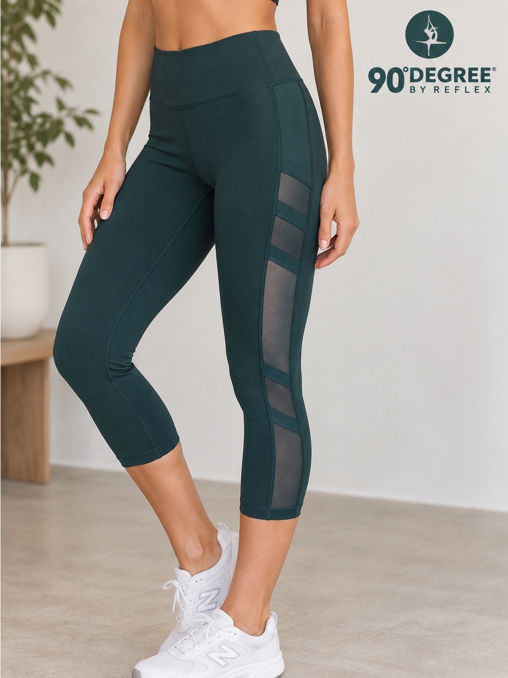 90 Degree by Reflex Women's Forest Green High-Waist Capri Leggings Medium